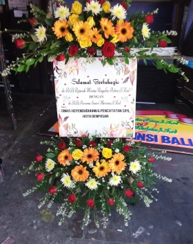 STANDING BANNER