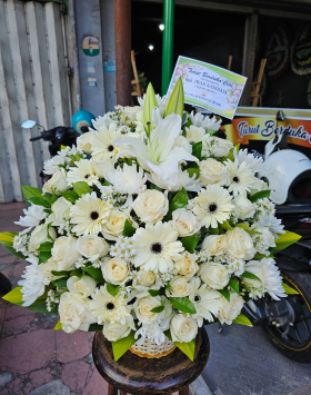 BUKET BUNGA PUTIH