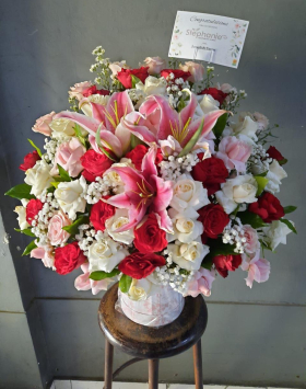 BUCKET FLOWER